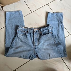 Levi Wedgie Straight